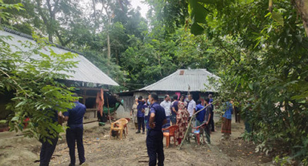 নাজিরপুরে হাত-মুখ বাঁধা প্রবাসীর স্ত্রীর মরদেহ উদ্ধার