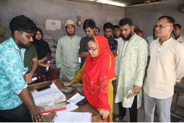 ফুলবাড়ীতে তিন ব্যবসা প্রতিষ্ঠানকে জরিমানা