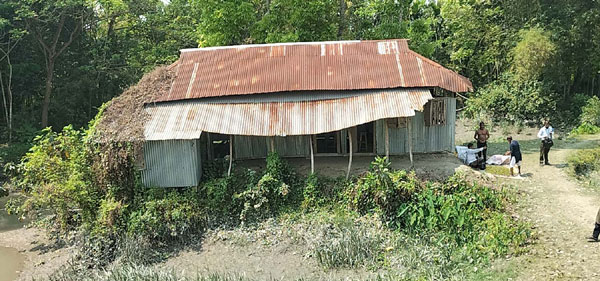 আমতলীতে অস্তিত্বহীণ মাদ্রাসা জাতীয়করণে কোটি টাকা লেনদেন!