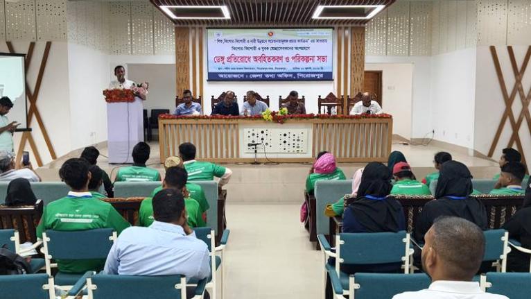 ডেঙ্গু প্রতিরোধে পিরোজপুরে যুব স্বেচ্ছাসেবকদের পরিকল্পনা সভা