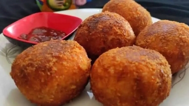 ছুটির দিনে বিকেলের নাস্তায় থাকুক মুখরোচক খাবার