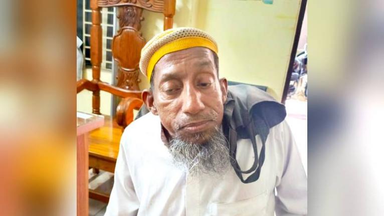 ভিক্ষা করেই কেটেছে ৫০ বছর, আজও মাথা গোঁজার স্থায়ী ঠিকানা নেই প্রতিবন্ধী ইউসুফের