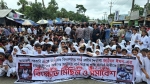 আমতলীতে স্কুলছাত্র ইমন হত্যা: ২৪ ঘণ্টার আল্টিমেটাম, সড়ক অবরোধ