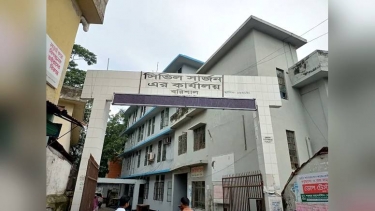 অবশেষে বরিশালের সিভিল সার্জন ডা. মনিরুজ্জামানকে স্বাস্থ্য অধিদপ্তরে সংযুক্ত