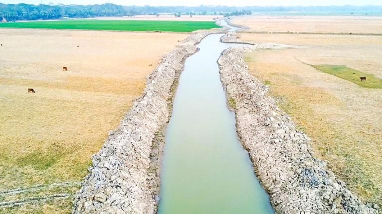তালতলী খাল খননের সাড়ে ২২ লাখ টাকা ফেরত দিলেন ইউএনও