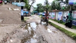 মির্জাগঞ্জে হাসপাতাল সড়কের বেহাল দশা, দুর্ভোগে রোগীরা