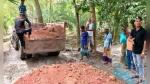 কলাপাড়ায় বটতলা স্পোর্টিং ক্লাবের উদ্যোগে সড়ক সংস্কার