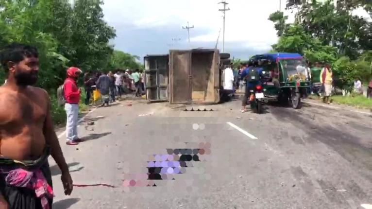 গোপালগঞ্জে বাস-ট্রাকের মুখোমুখি সংঘর্ষে নিহত ৩, আহত ২৫