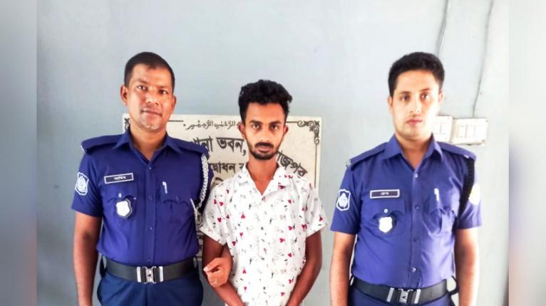 কাউখালীতে এক বছরের সাজাপ্রাপ্ত আসামি গ্রেপ্তার