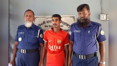 দেড় পট চাল নিয়ে ঝগড়া, মাকে পিটিয়ে হত্যার অভিযোগে ছেলে গ্রেফতার