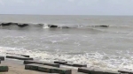 সুস্পষ্ট লঘুচাপের প্রভাবে উপকূলে বৃষ্টি, পায়রা বন্দরে ৩ নম্বর সতর্ক সংকেত