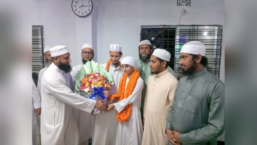 ৭৩ দিনেই পবিত্র কোরআন মুখস্থ, হাফেজ হলো ১৩ বছরের মুসাইব
