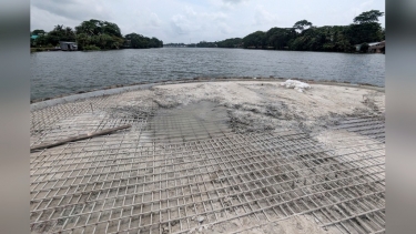 <small>সাগরকন্যায় নিউজ প্রকাশের পর </small> আমতলী পৌর লেকের সৌন্দর্যবর্ধন কাজ বন্ধ, তদন্তে ইউএনওর চিঠি