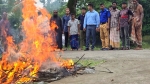 কলাপাড়ায় অবৈধ ভুসনা জাল বিক্রেতাকে অর্থদণ্ড, জাল পুড়িয়ে বিনষ্ট