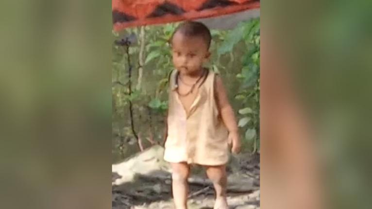দশমিনায় আইফোন কিনতে দেড় বছরের শিশুকে এক লাখ টাকায় বিক্রির অভিযোগ