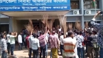 মির্জাগঞ্জে পদবঞ্চিত যুবদল নেতাদের ঝাড়ু মিছিল