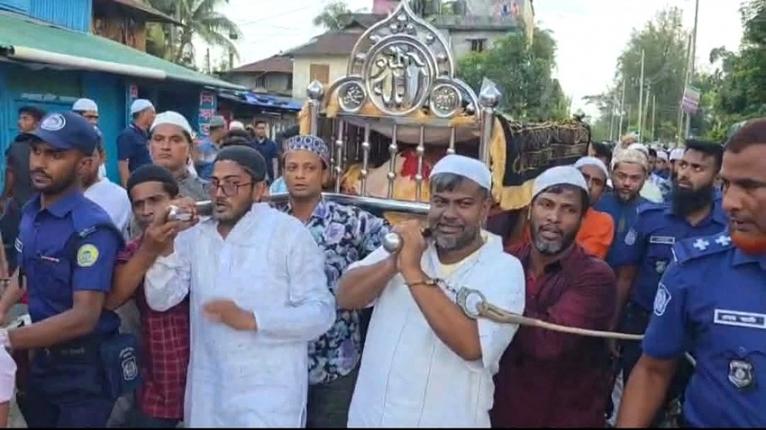 প্যারোলে মুক্ত পটুয়াখালীতে মায়ের জানাজায় বিশ্বজিৎ হত্যা মামলার ফাঁসির আসামি শাকিল