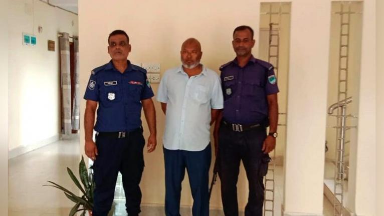 ভারতে যাওয়ার সময় বেনাপোল ইমিগ্রেশনে কৃষক লীগ নেতা আটক