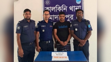 মাদারীপুরের কালকিনিতে ৫০০ পিস ইয়াবাসহ একজন গ্রেফতার