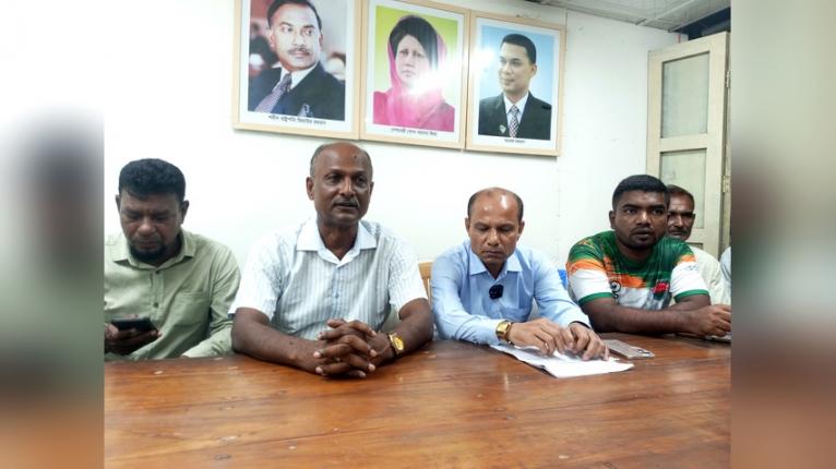তালতলীতে পাল্টাপাল্টি কর্মসূচি নিয়ে বিএনপির দুই পক্ষের পাল্টাপাল্টি বক্তব্য