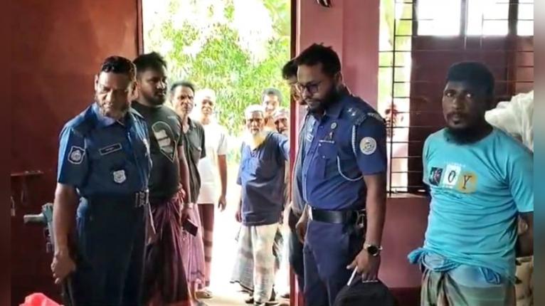 কলাপাড়ায় চেতনানাশক স্প্রে করে পরিবারকে অচেতন, টাকা-স্বর্ণ ও মোবাইল লুট