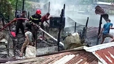 গলাচিপায় আগুনে বসতঘর ভস্মীভূত, ক্ষতি ২০ লাখ টাকা