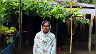 গলাচিপায় জিপিএ-৫ পেয়েও অর্থাভাবে অনিশ্চিত ফারজানার পড়াশোনা