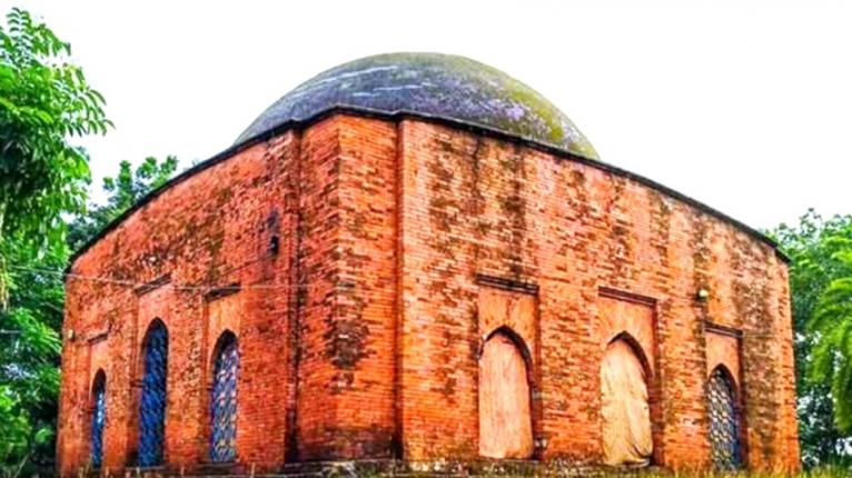 বরগুনায় সাড়ে তিন শত বছরের ইতিহাসের সাক্ষী বিবিচিনি শাহী মসজিদ