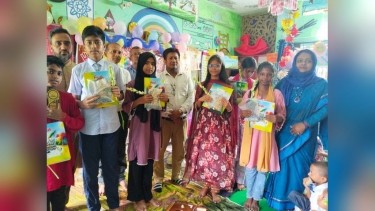 বৃত্তির আনন্দে কীর্ত্তিপাশা সরকারি প্রাথমিক বিদ্যালয়ে উৎসব