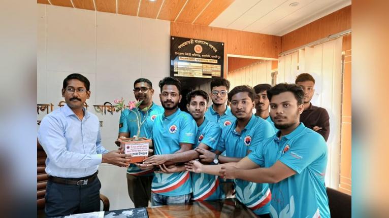 কালকিনির ইউএনওর সঙ্গে ডিকে ব্লাড ডোনার্স ক্লাবের সৌজন্য সাক্ষাৎ