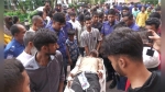 মাদারীপুরে আসামিবাহী পুলিশের পিকআপ উল্টে পুলিশ সদস্য নিহত, আহত ১০