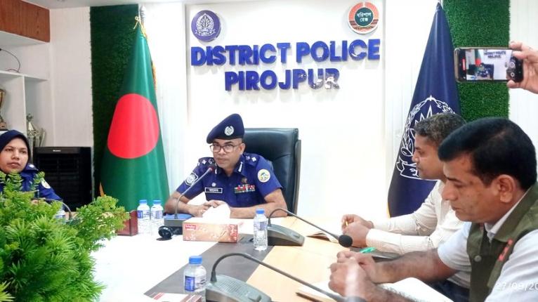 পিরোজপুরে নবাগত পুলিশ সুপারের সঙ্গে সাংবাদিকদের মতবিনিময়