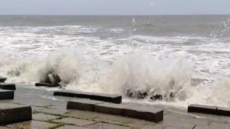 লঘুচাপে উত্তাল বঙ্গোপসাগর, পায়রাসহ সমুদ্রবন্দরে ৩ নম্বর সতর্ক সংকেত