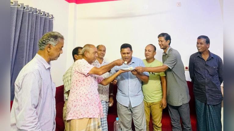 সাংবাদিক সঞ্জয় গুহর নতুন দায়িত্বে মেহেন্দিগঞ্জের মন্দির কমিটির শুভেচ্ছা