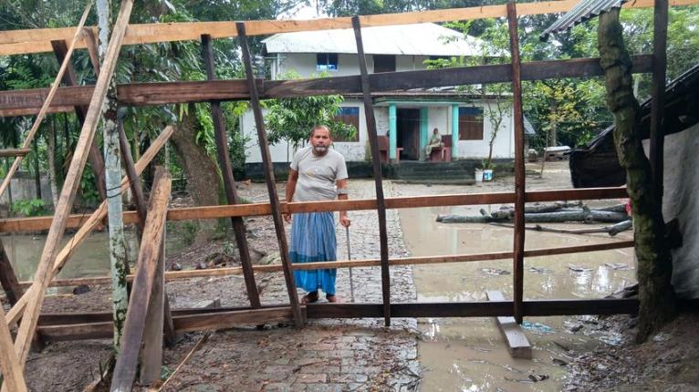 গৌরনদীতে রাস্তা বন্ধের অভিযোগ, ভোগান্তিতে ৪০ পরিবার