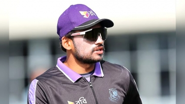 এশিয়ান গেমস থেকে ছিটকে গেলেন নাজমুল