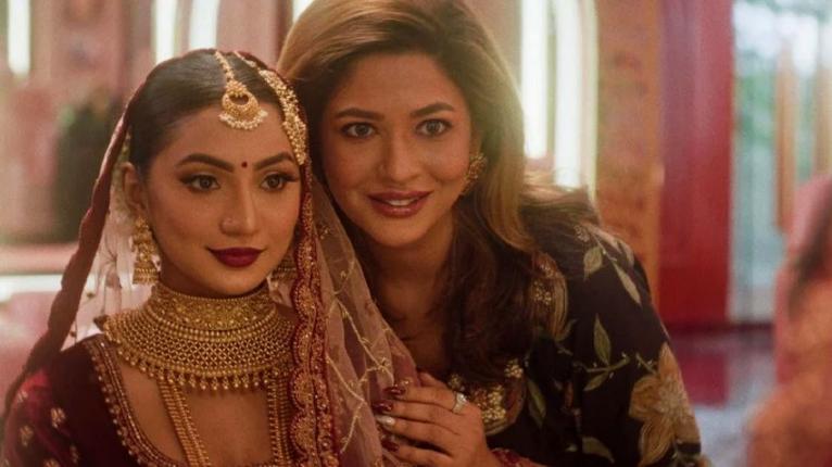 ভেনিসে ইতিহাস গড়ল ‘দ্য ডিফিকাল্ট ব্রাইড’
