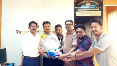 নবাগত ইউএনওকে কালকিনি সাংবাদিক ইউনিয়নের ফুলেল শুভেচ্ছা