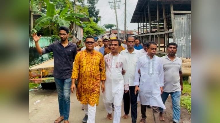 মেহেন্দিগঞ্জে জন্মাষ্টমী উপলক্ষে বর্ণাঢ্য শোভাযাত্রা