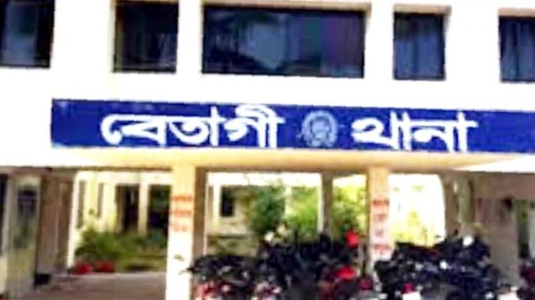 বেতাগীতে প্রেমের প্রস্তাবে রাজি না হওয়ায় পঞ্চম শ্রেণির ছাত্রীর দাঁত ভাঙার অভিযোগ