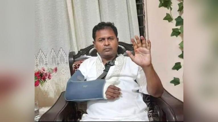 অধ্যক্ষের ওপর হামলা মনপুরায় মাদ্রাসার সুপারসহ ৮ নেতার বিরুদ্ধে মামলা