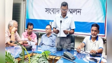 বরগুনায় জমি দখল ও চাঁদাবাজির অভিযোগে সংবাদ সম্মেলন