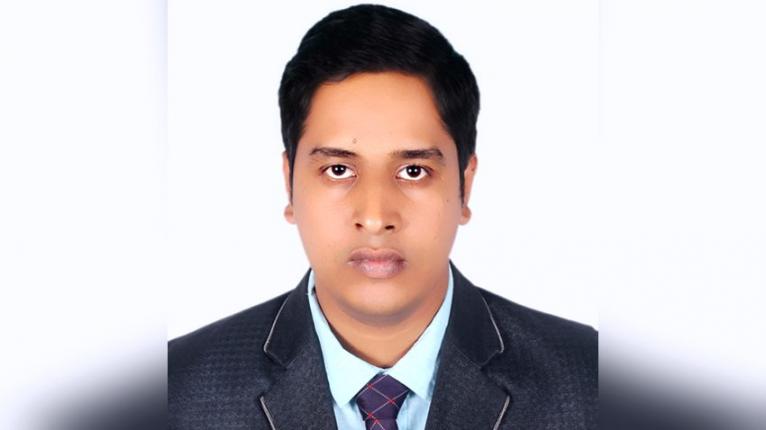 অফিস সহকারী হাফিজুর রহমান। ছবি- সংগৃহীত