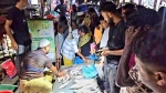 অবরোধ শুরুর আগ মুহূর্তে পটুয়াখালীর বাজারগুলোতে মাইকিং করে ইলিশ বিক্রির ধুম