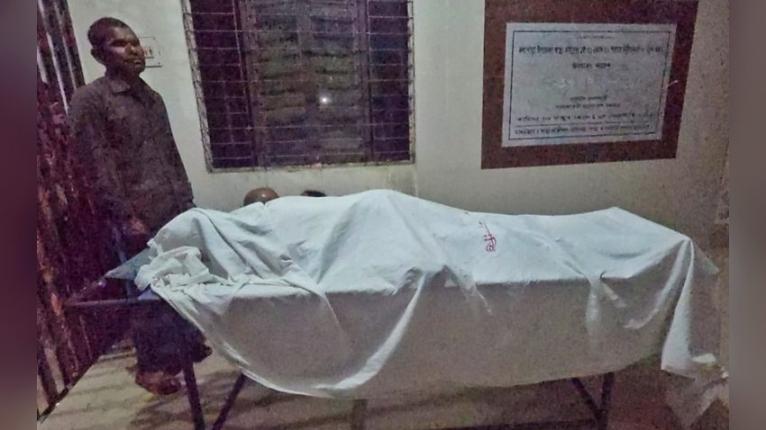 কলাপাড়ায় মোটরসাইকেলের ধাক্কায় পথচারী নিহত, আহত- ৩